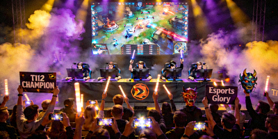 DOTA2国际邀请赛TI现场盛况 - 观众欢呼职业选手精彩操作